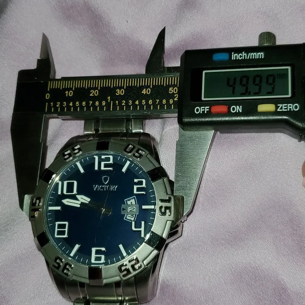 Mens Large Victory Instruments 1197 Chrono Watch Silver & Blue Date Window Bezel